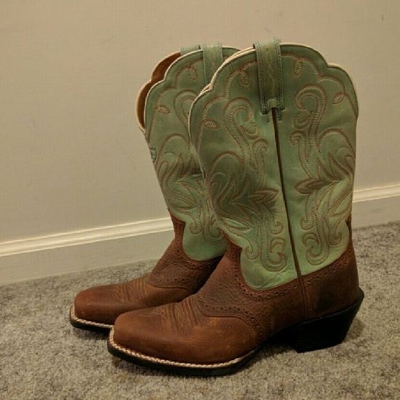 Ariat Shoes - Ariat Turquoise and Brown Boots Ariat Shoes - Ariat Turquoise and Brown Boots